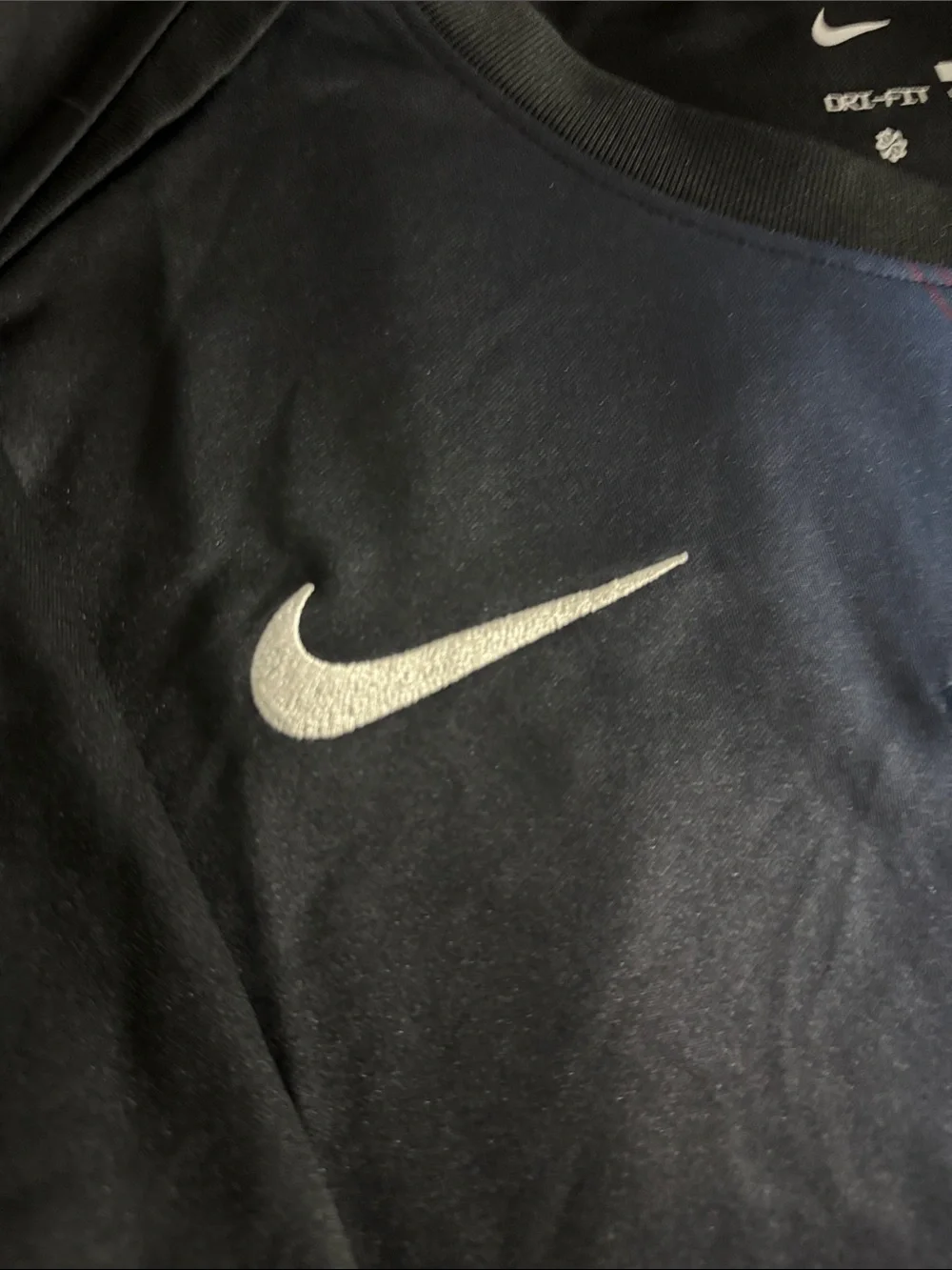 Atletico Madrid 🇪🇸 2025-26 Nike Total90 Pre-Match Training Jersey